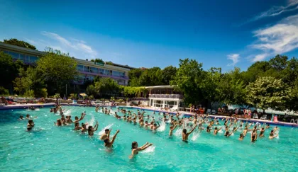 Obóz BUŁGARIA - Złote Piaski (Hotel RIVA 3*) - obóz młodzieżowy (autokar) – miniaturka 2
